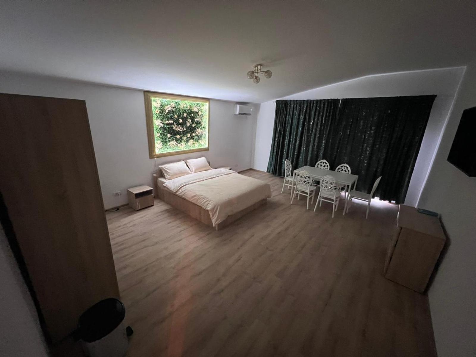 Casa Privata Airport Bucharest Therme Bucharest Balotesti Bagian luar foto