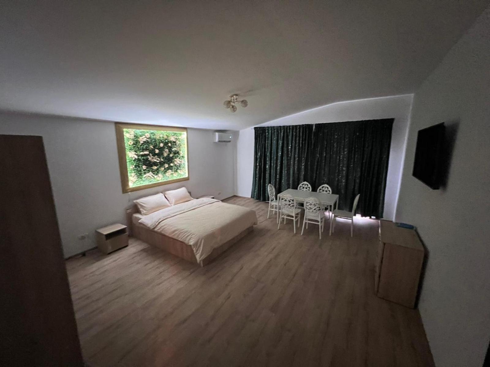 Casa Privata Airport Bucharest Therme Bucharest Balotesti Bagian luar foto